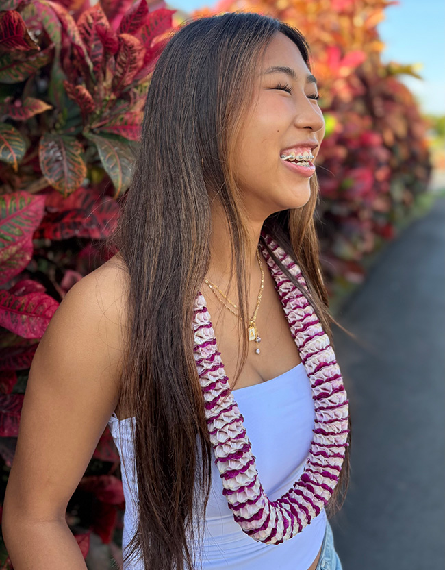 Kamali'i Premium Orchid Lei