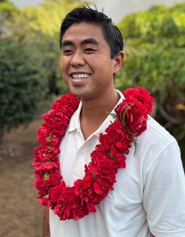 Deluxe Double Carnation Lei
