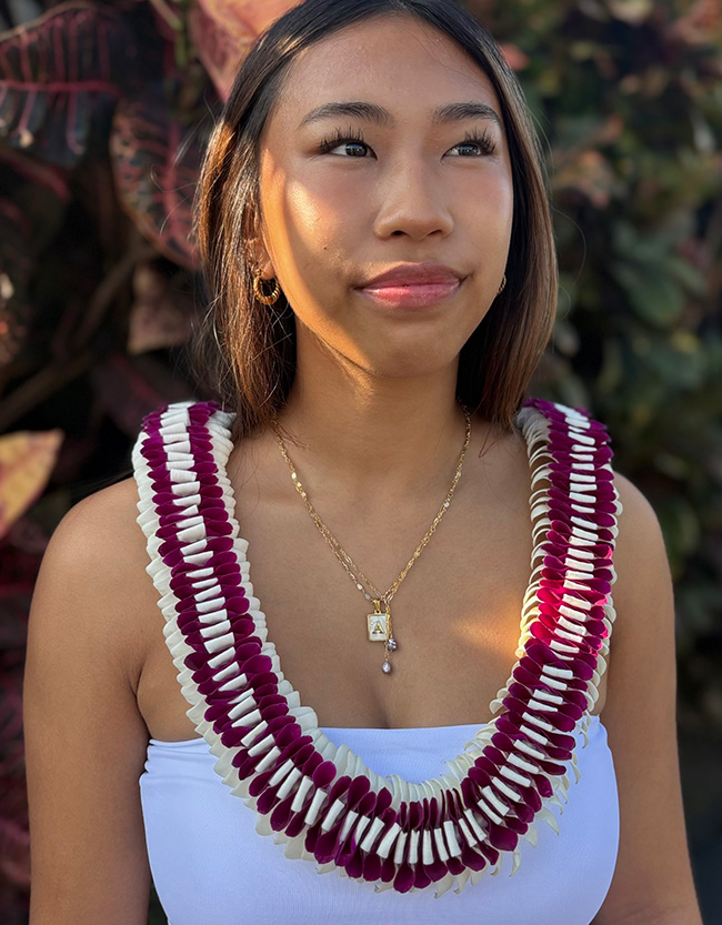 Premium Orchid Lei: Feather 'Uwo