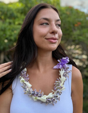 Crown Flower & Tuberose Twist Lei