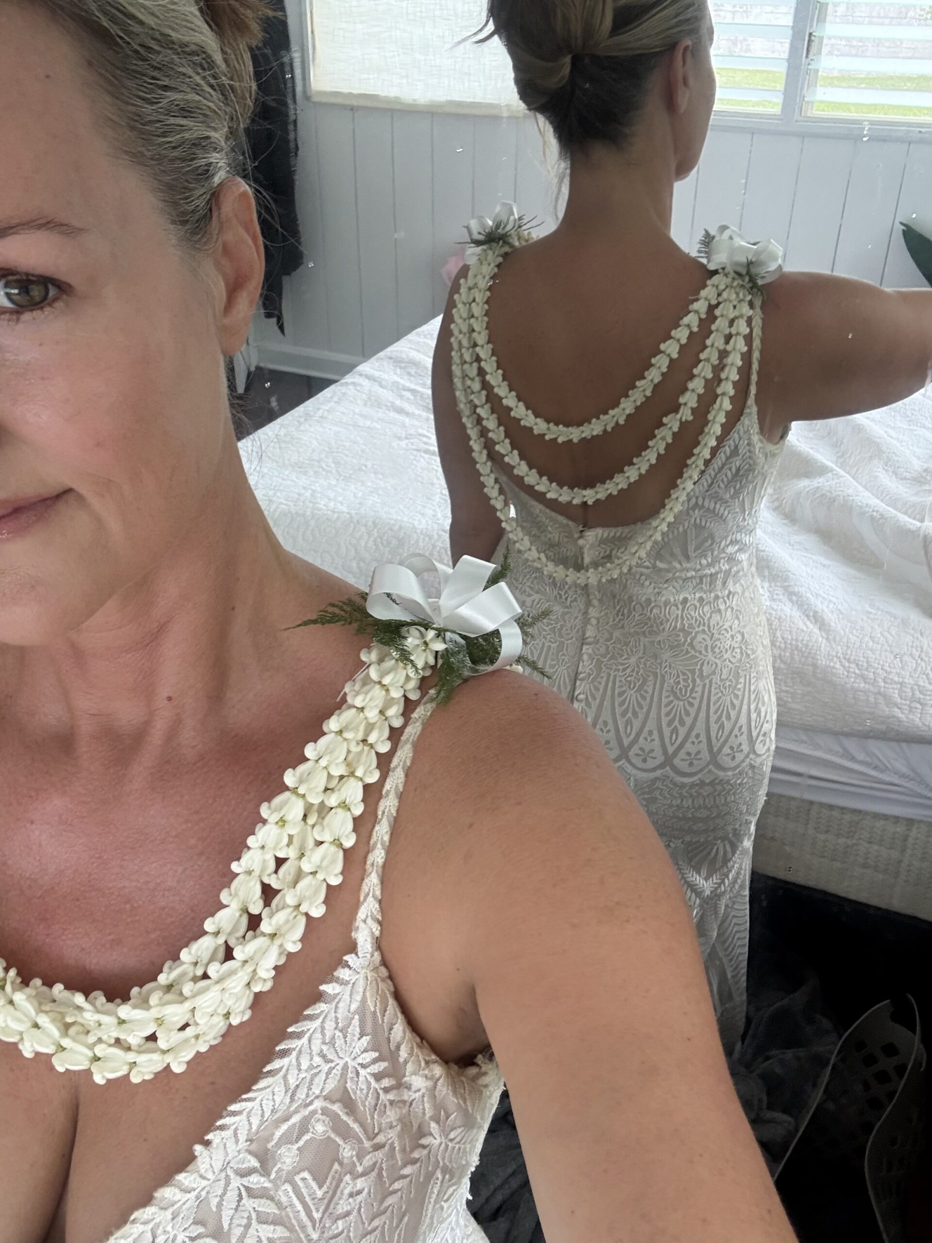 Cascading Bridal Lei